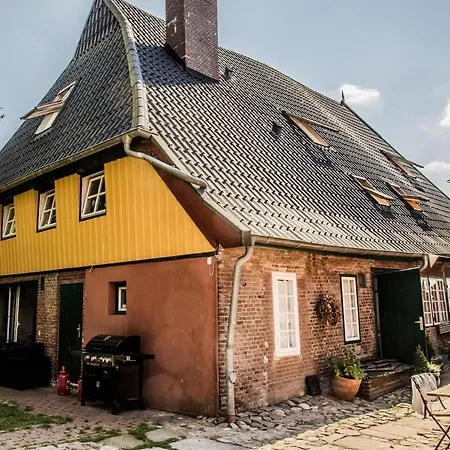 Altes Faehrhaus & Baeckerhaus * Wewelsfleth