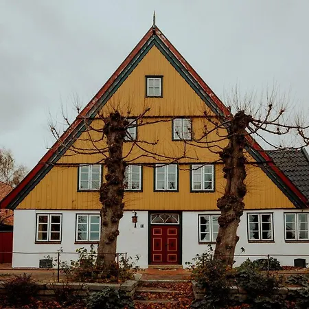 Altes Faehrhaus & Baeckerhaus Wewelsfleth