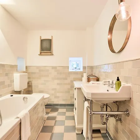 Altes Faehrhaus & Baeckerhaus Holiday home *